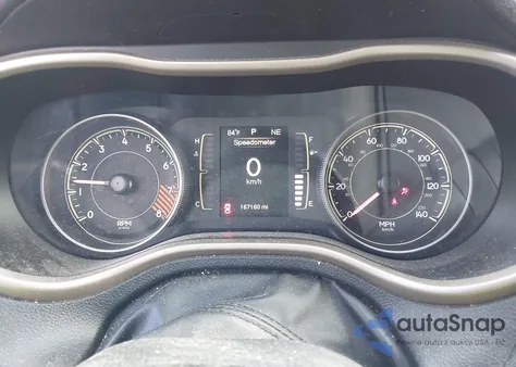 2014 Jeep Cherokee Latitude z USA, uszkodzony, nr VIN 1C4PJMCS6EW153292